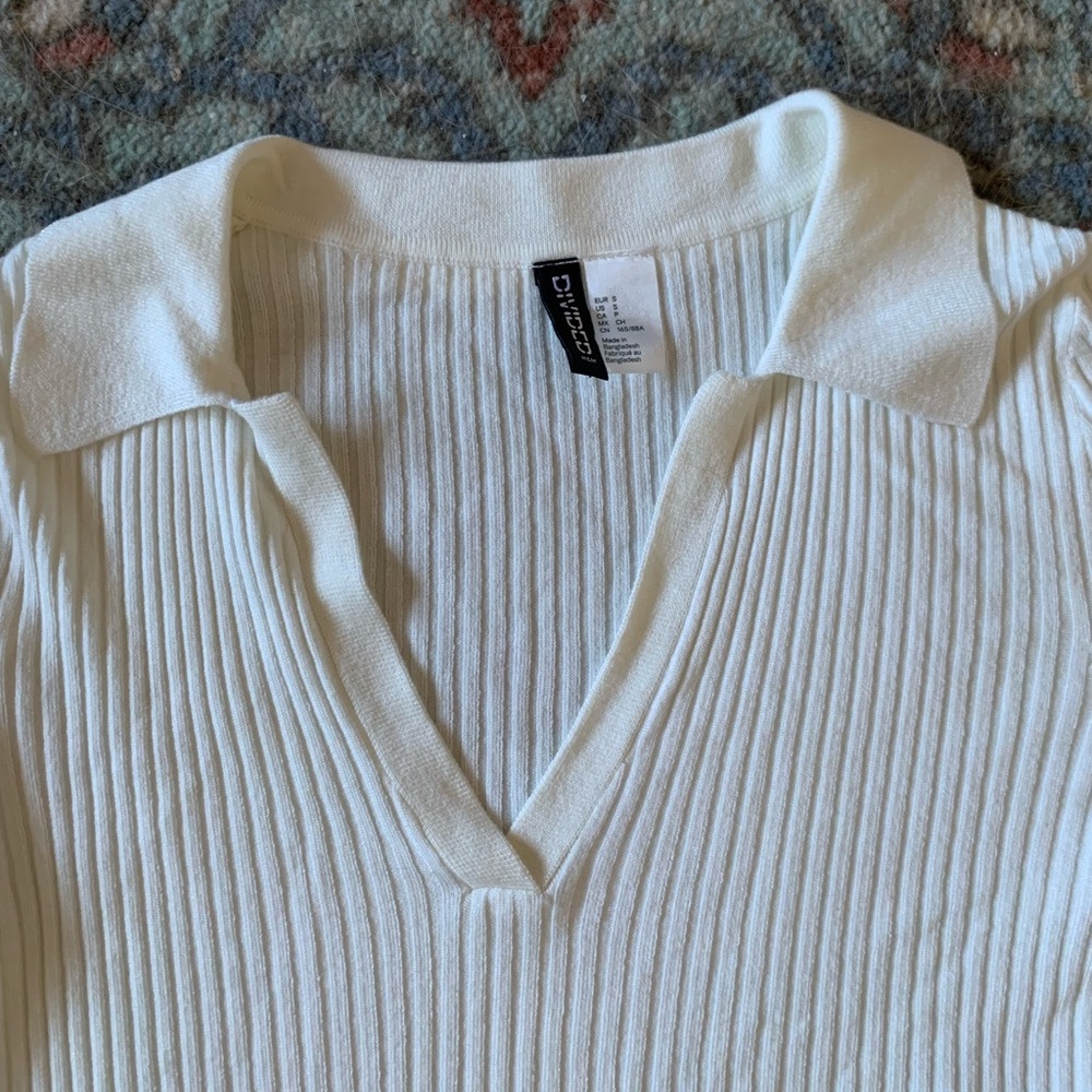H&M Crop Top - Picture 2 of 4